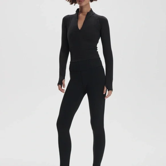 Helena Mid Layer - Picture 5 of 11